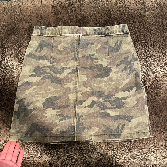 camo print skirt - Picture 4 of 4